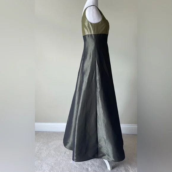 Alex Evenings Taffeta Two Pieces Green Petite Maxi Gown EUC - Picture 2 of 6